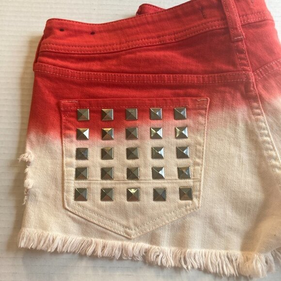 Kendall & Kylie SZ 5 Red & white dip dyed ombre grommet shorts Sexy Hot Pants - Picture 4 of 7